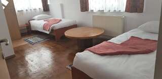 Проживание в семье Coroian House Клуж-Напока Двухместный номер с 1 кроватью или 2 отдельными кроватями и собственной ванной комнатой-28